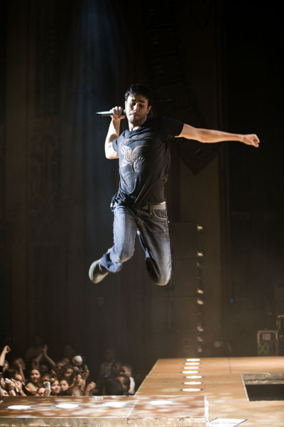 167767_EI_Live1.jpg